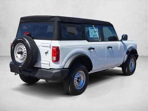 Oxford White 2026 Ford Bronco Base 4 Door 4x4