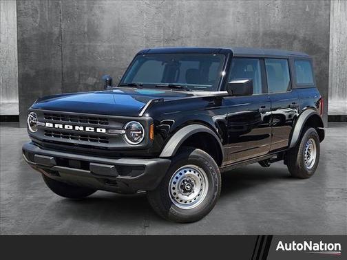 2025 Ford Bronco Base 4 Door 4x4