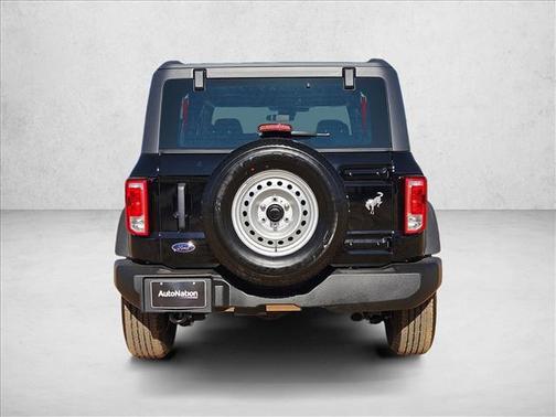 2025 Ford Bronco Base 4 Door 4x4