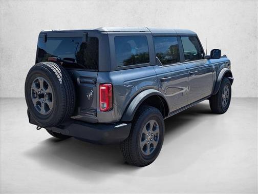 Carbonized Gray Metallic 2026 Ford Bronco Big Bend