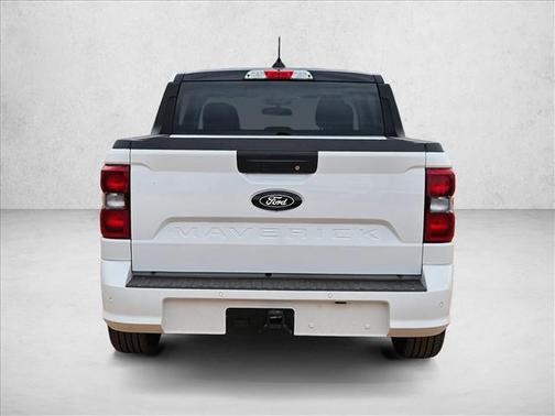 2025 Ford Maverick Lobo Standard