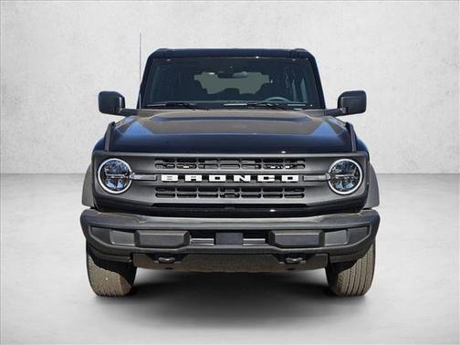 2025 Ford Bronco Base 4 Door 4x4