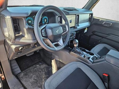 2025 Ford Bronco Base 4 Door 4x4