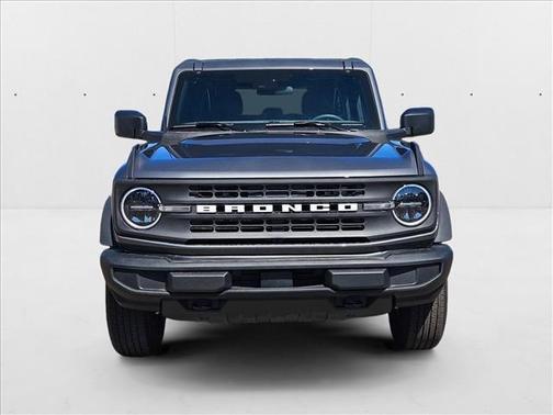 2025 Ford Bronco Base 4 Door 4x4