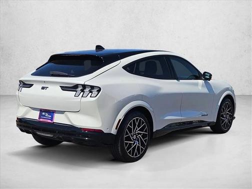 Star White Metallic Tri-Coat 2021 Ford Mustang Mach-E GT