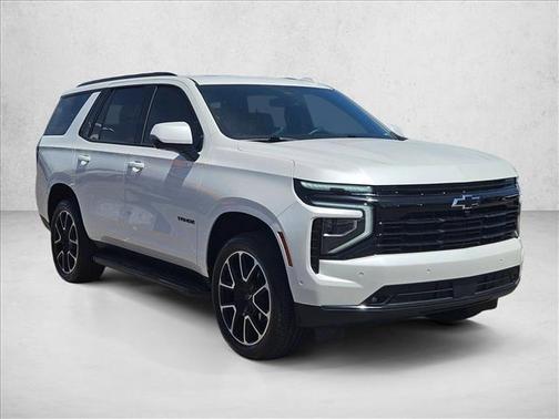 Iridescent Pearl Tricoat 2025 Chevrolet Tahoe 2WD RST