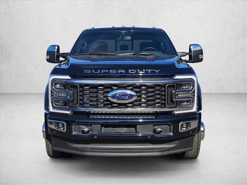 2023 Ford F-450 Platinum