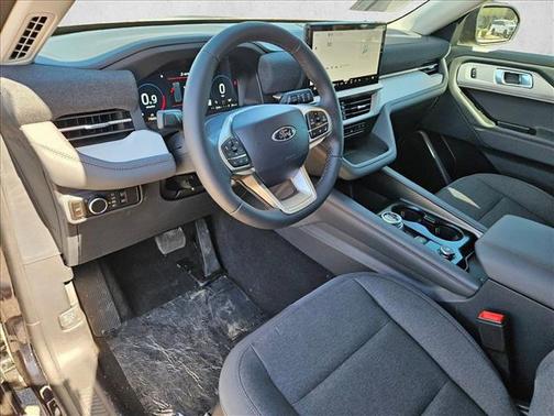 2026 Ford Explorer Active (200A)