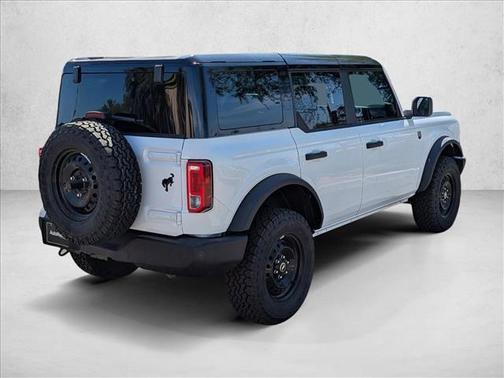 Oxford White 2026 Ford Bronco Big Bend