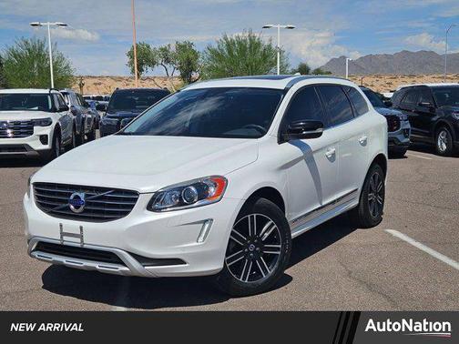 2017 Volvo XC60 T5 Dynamic