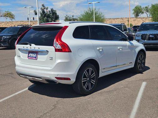 2017 Volvo XC60 T5 Dynamic