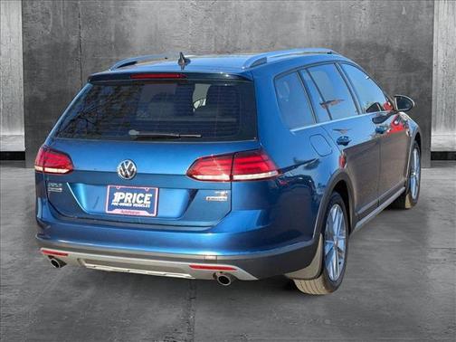 2018 Volkswagen Golf Alltrack TSI S