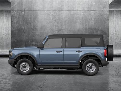 2025 Ford Bronco Base 4 Door 4x4