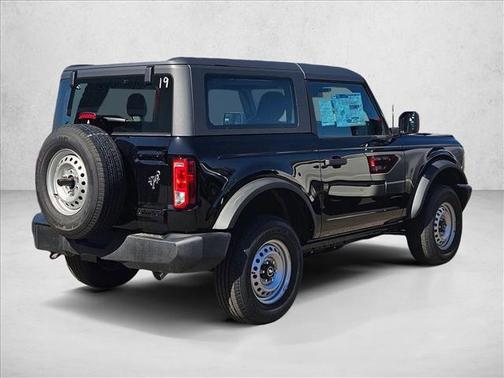 2025 Ford Bronco Base 2 Door 4x4