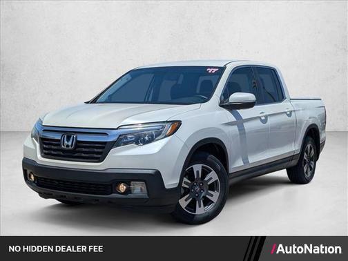White 2017 Honda Ridgeline RTL
