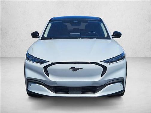 Space White Metallic 2023 Ford Mustang Mach-E Premium