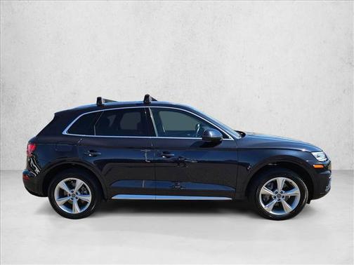 Moonlight Blue Met 2020 Audi Q5 45 Premium
