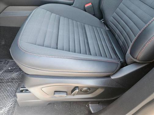 Agate Black Metallic 2026 Ford Explorer ST-Line