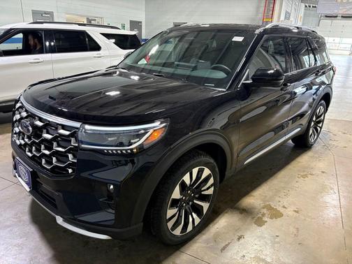 28 2026 Ford Explorer Platinum