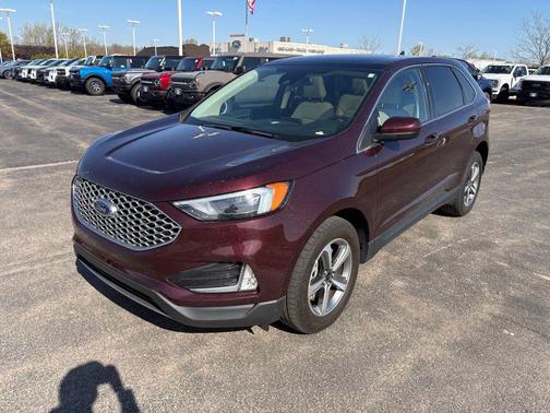 Burgundy Velvet Metallic Tinted Clearcoat 2024 Ford Edge SEL