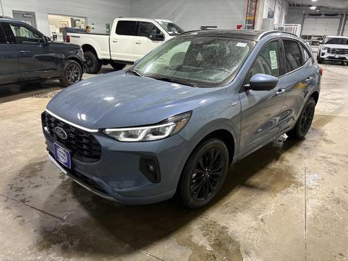 2026 Ford Escape ST-Line Elite