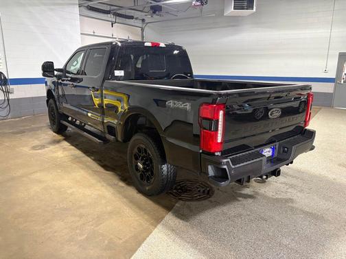 Agate Black Metallic 2026 Ford F-250 XLT