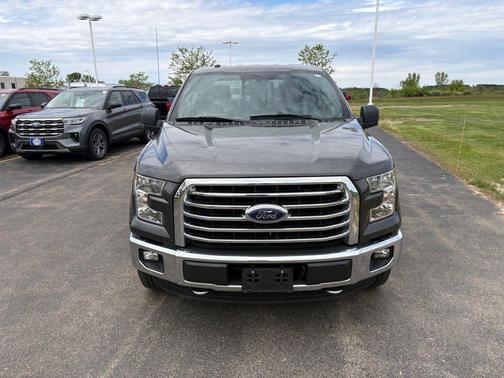 Magnetic 2016 Ford F-150 XLT