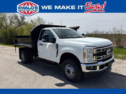 Oxford White 2025 Ford F-350 XL