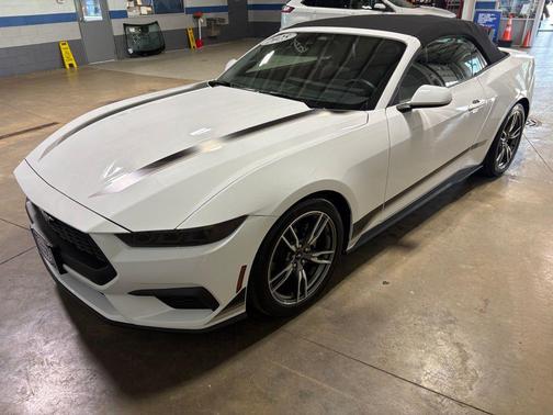 2025 Ford Mustang EcoBoost Premium