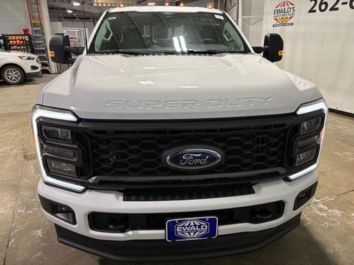 Oxford White 2026 Ford F-350 XL