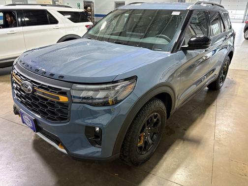 Vapor Blue 2026 Ford Explorer Tremor