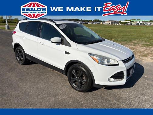 White 2016 Ford Escape SE