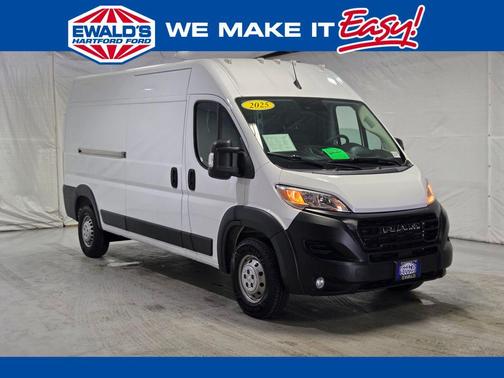 Bright White Clearcoat 2025 RAM ProMaster 2500 Tradesman