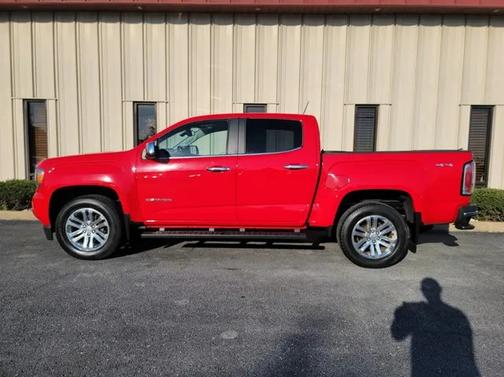 Cardinal Red 2015 GMC Canyon 4WD Crew Cab 128.3" SLT