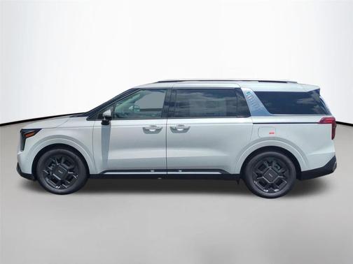Snow White Pearl 2026 Kia Carnival SX