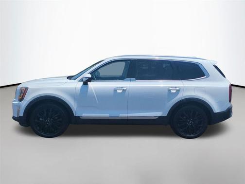 Glacial White Pearl 2022 Kia Telluride SX