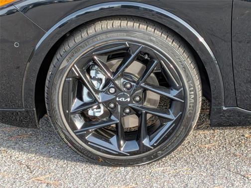 2025 Kia K4 GT-Line Turbo