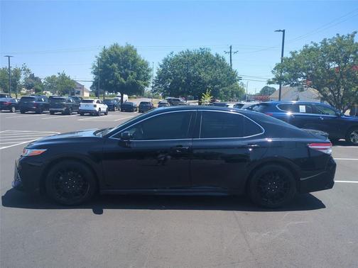 Midnight Black Metallic 2020 Toyota Camry XSE