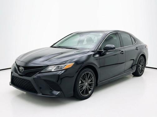 Midnight Black Metallic 2020 Toyota Camry XSE