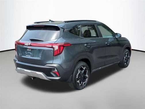 Gravity Gray 2026 Kia Seltos S