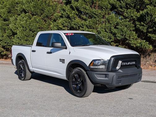 2024 RAM 1500 Classic Warlock Crew Cab 4x4 5'7' Box