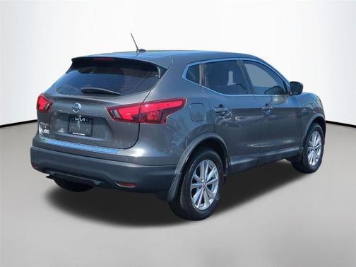 Gun Metallic 2017 Nissan Rogue Sport S