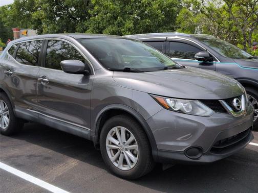 2017 Nissan Rogue Sport S