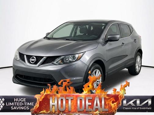 Gun Metallic 2017 Nissan Rogue Sport S