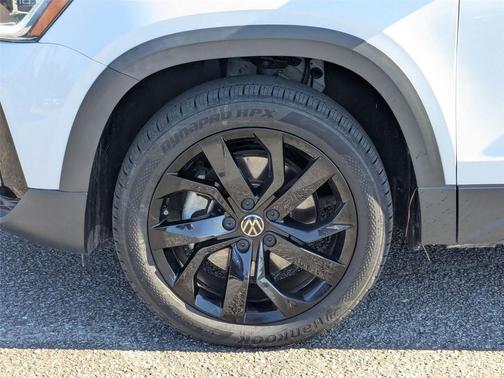 2022 Volkswagen Taos 1.5T SEL