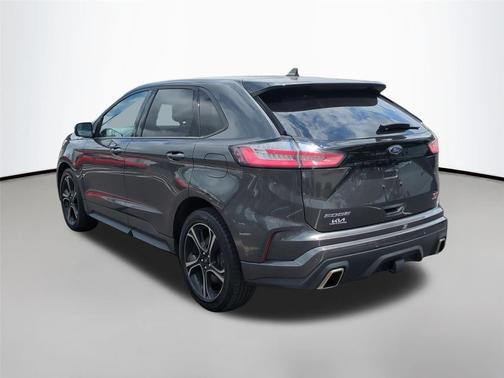 Magnetic Metallic 2019 Ford Edge ST