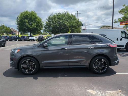 Magnetic Metallic 2019 Ford Edge ST