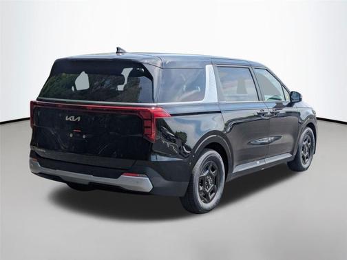 AURORA BLK PRL 2026 Kia Carnival LX