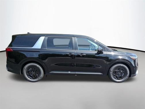 AURORA BLK PRL 2026 Kia Carnival LX