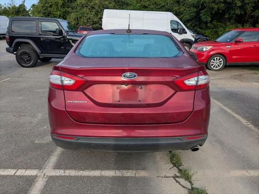 2016 Ford Fusion S